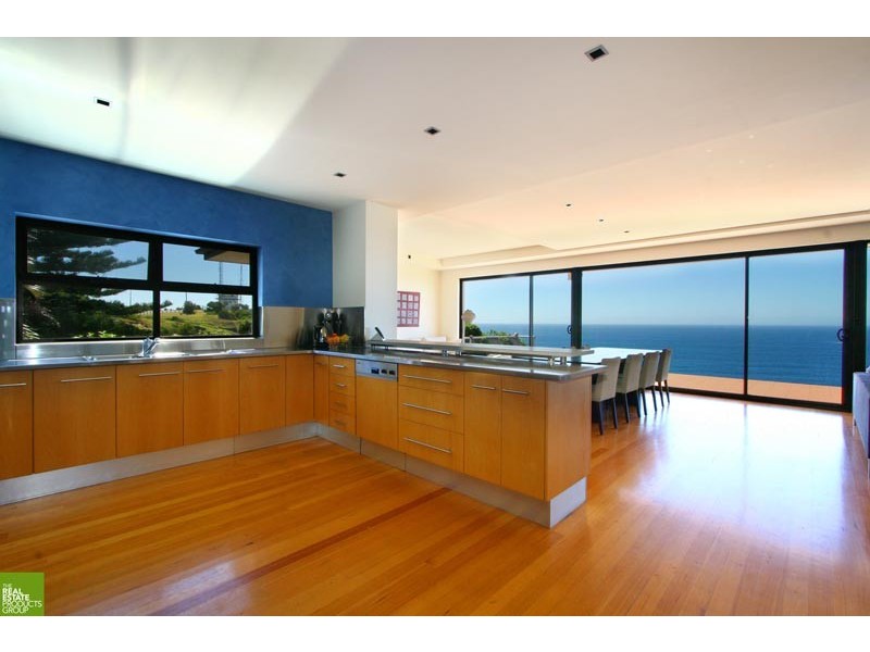 56 Dovers Drive, Port Kembla NSW 2505