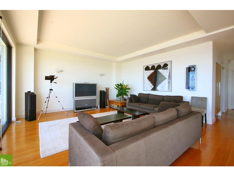 56 Dovers Drive, Port Kembla NSW 2505