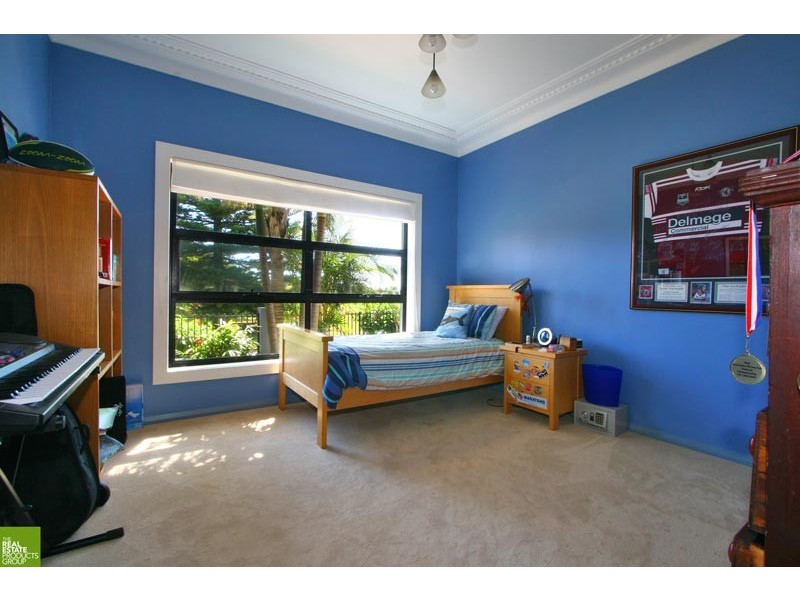 56 Dovers Drive, Port Kembla NSW 2505
