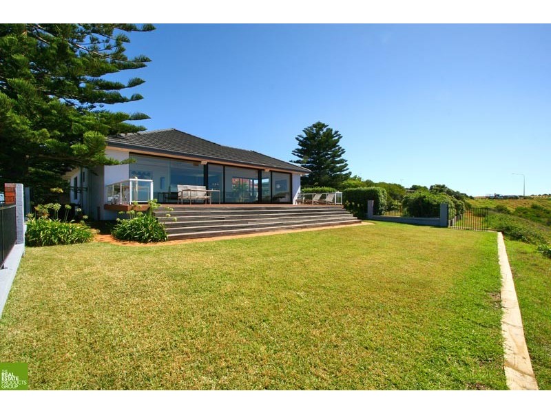 56 Dovers Drive, Port Kembla NSW 2505