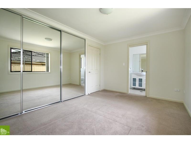 7 Rich Drive, Horsley NSW 2530