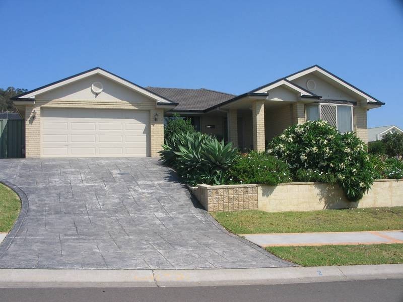 2 Shannon Street, Albion Park NSW 2527