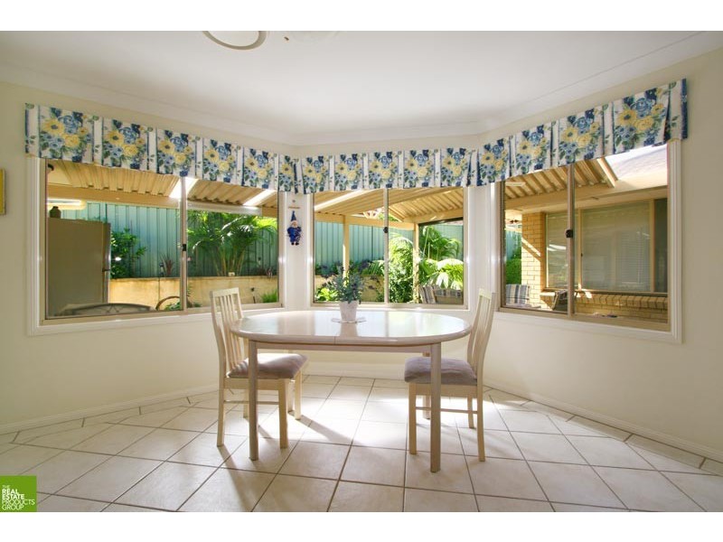 2 Shannon Street, Albion Park NSW 2527