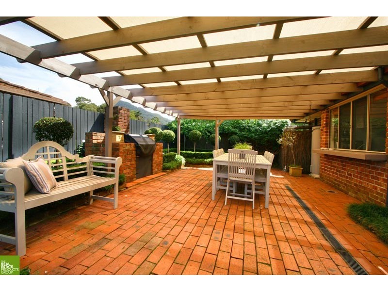 21 Serrata Place, Cordeaux Heights NSW 2526