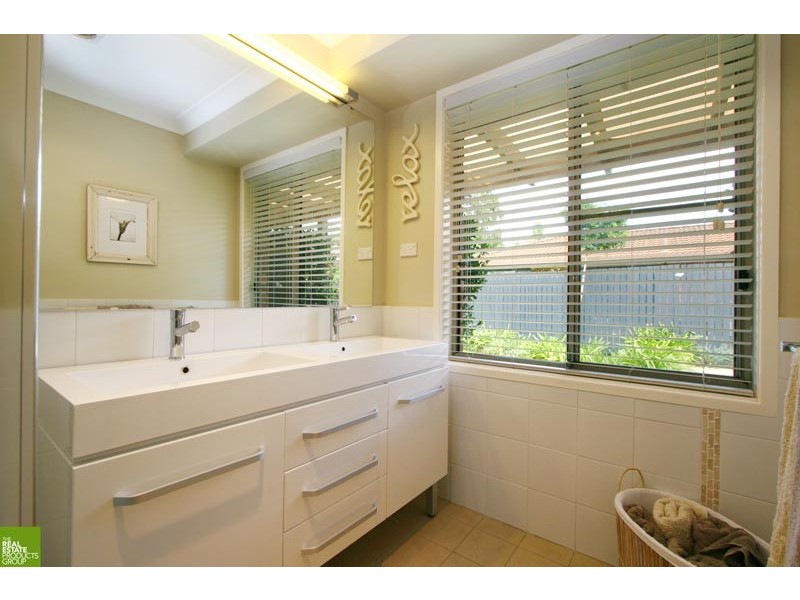 21 Serrata Place, Cordeaux Heights NSW 2526