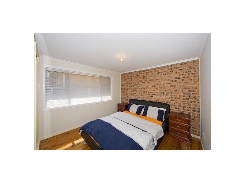 1/27 Osborne Parade, Warilla NSW 2528