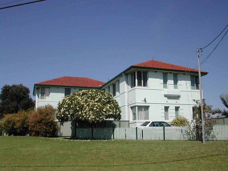2/66 Darcy Road, Port Kembla NSW 2505