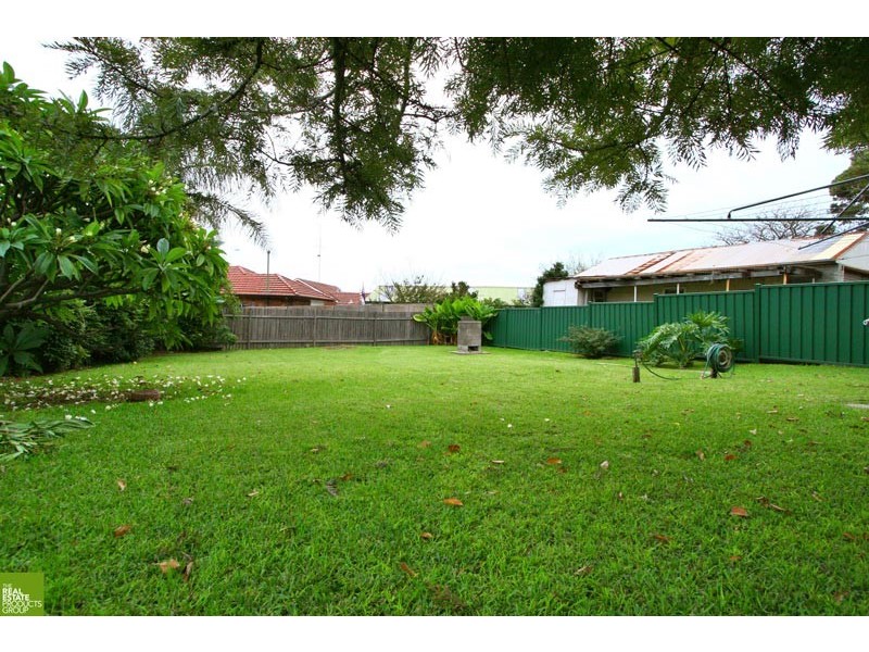 76 Shellharbour Road, Port Kembla NSW 2505