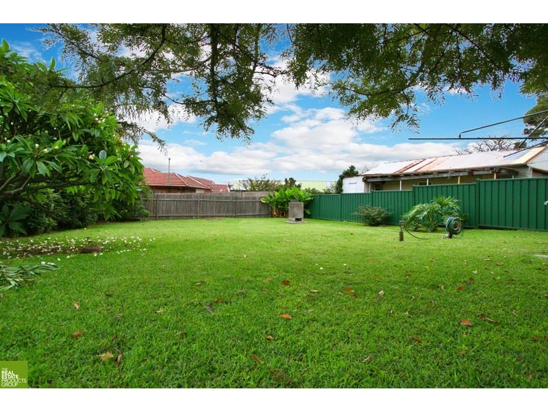 76 Shellharbour Road, Port Kembla NSW 2505