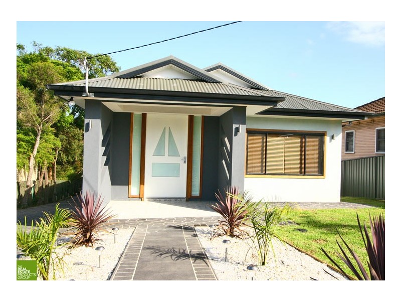 10 Mount Street, Mount Saint Thomas NSW 2500