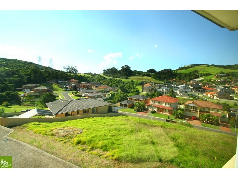 4 Scenic Place, Berkeley NSW 2506