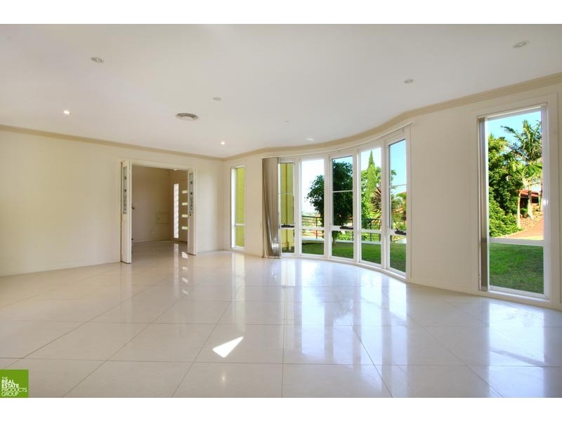 4 Scenic Place, Berkeley NSW 2506