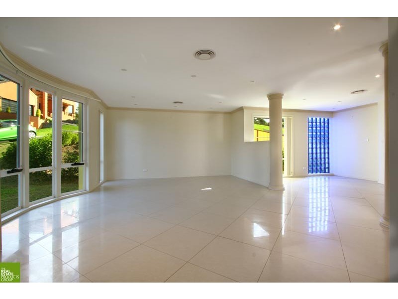 4 Scenic Place, Berkeley NSW 2506