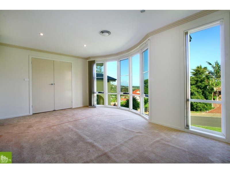 4 Scenic Place, Berkeley NSW 2506