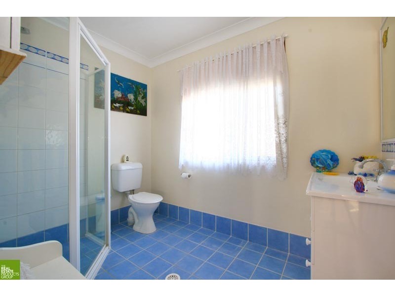 40 Kruger Avenue, Windang NSW 2528