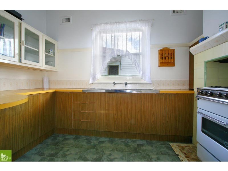 28 Kiernan Avenue, Gwynneville NSW 2500