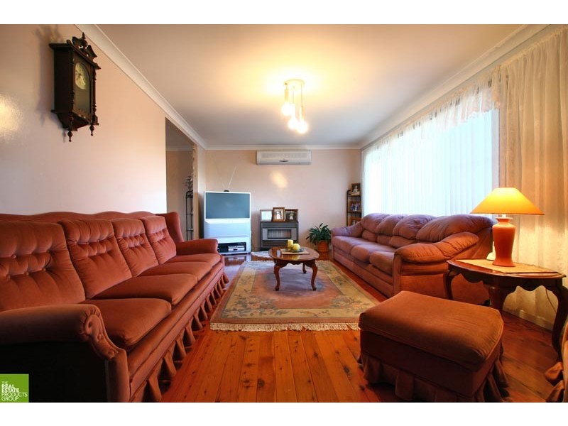 182 Jacaranda Avenue, Figtree NSW 2525