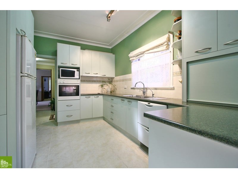 7 Alvan Parade, Mount Pleasant NSW 2519