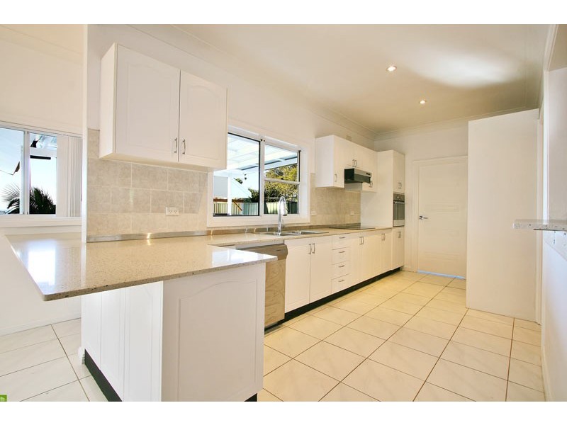 5 Kirrang Avenue, Mangerton NSW 2500