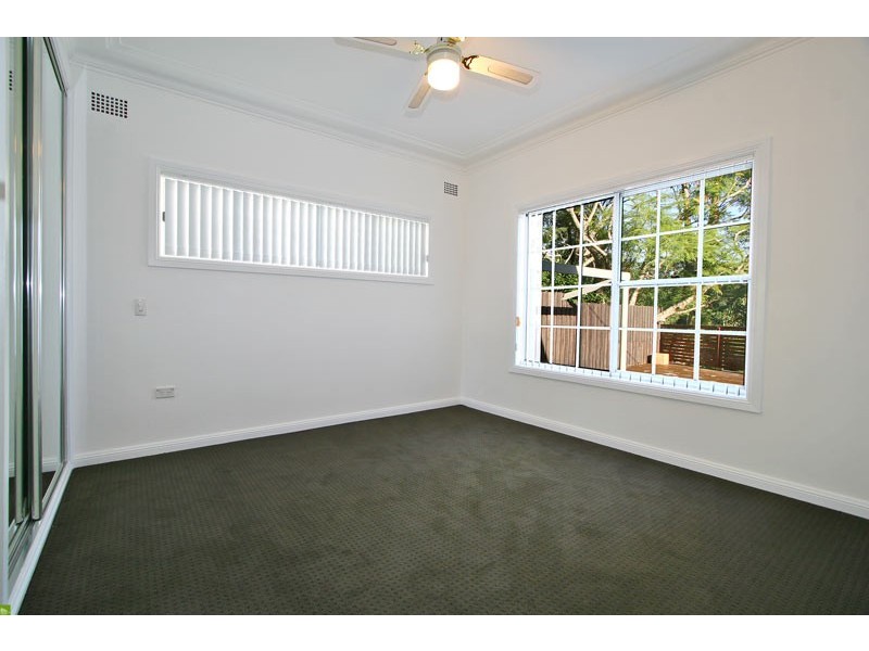 5 Kirrang Avenue, Mangerton NSW 2500