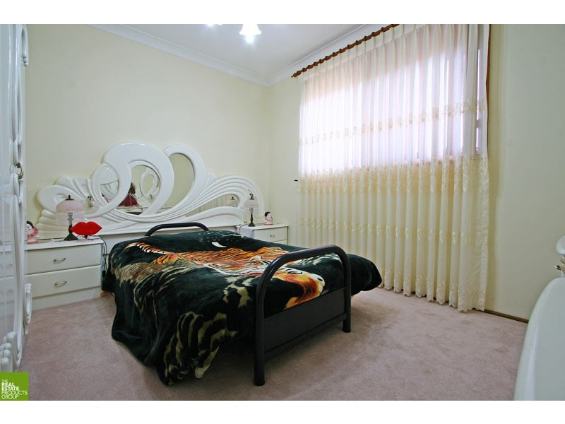 15 Lucas Drive, Horsley NSW 2530