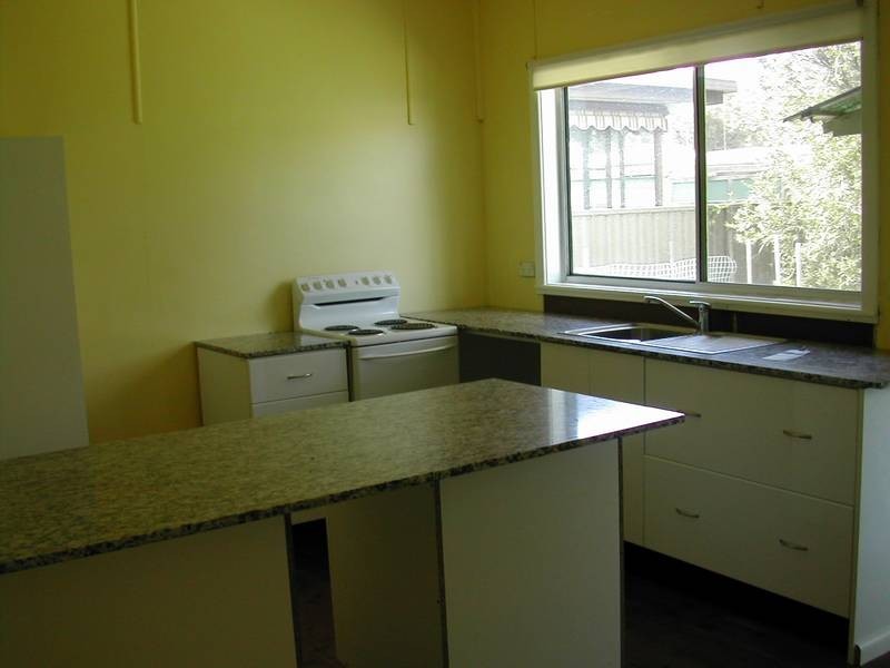 3 Acacia Street, Windang NSW 2528
