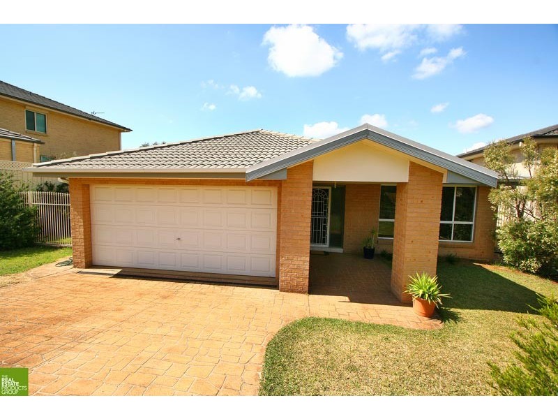 11 Glengarry Way, Horsley NSW 2530