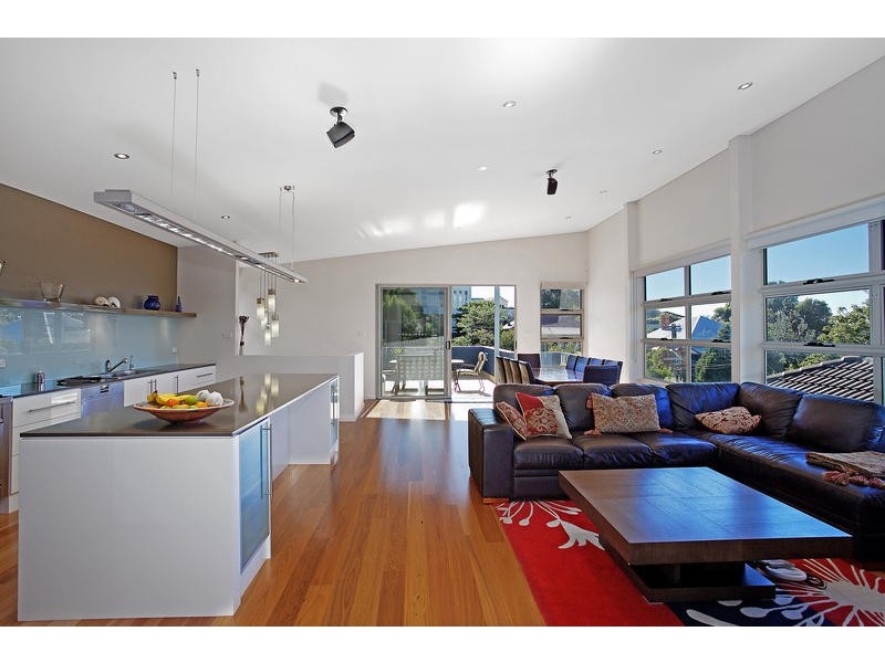 9 Young Street, Coledale NSW 2515