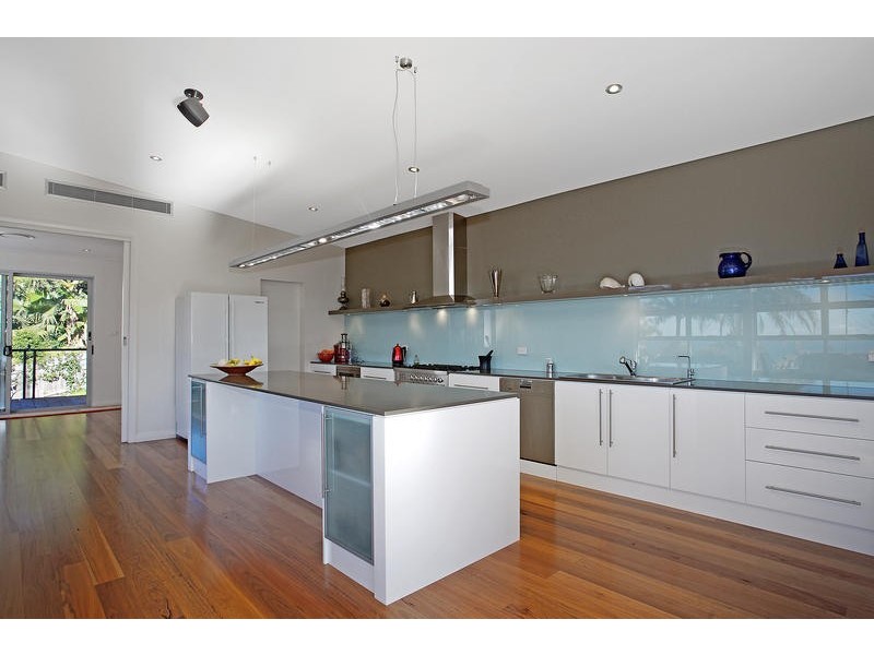 9 Young Street, Coledale NSW 2515
