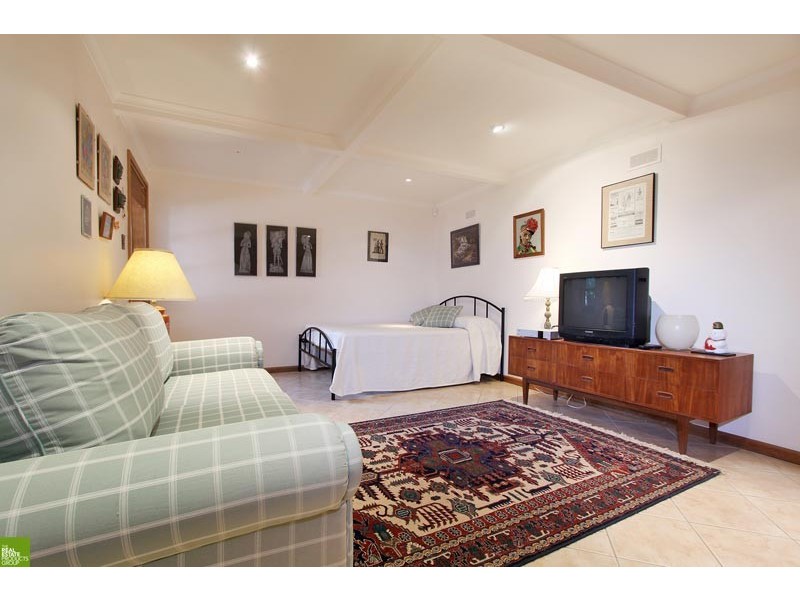 1 Jaylang Place, Figtree NSW 2525