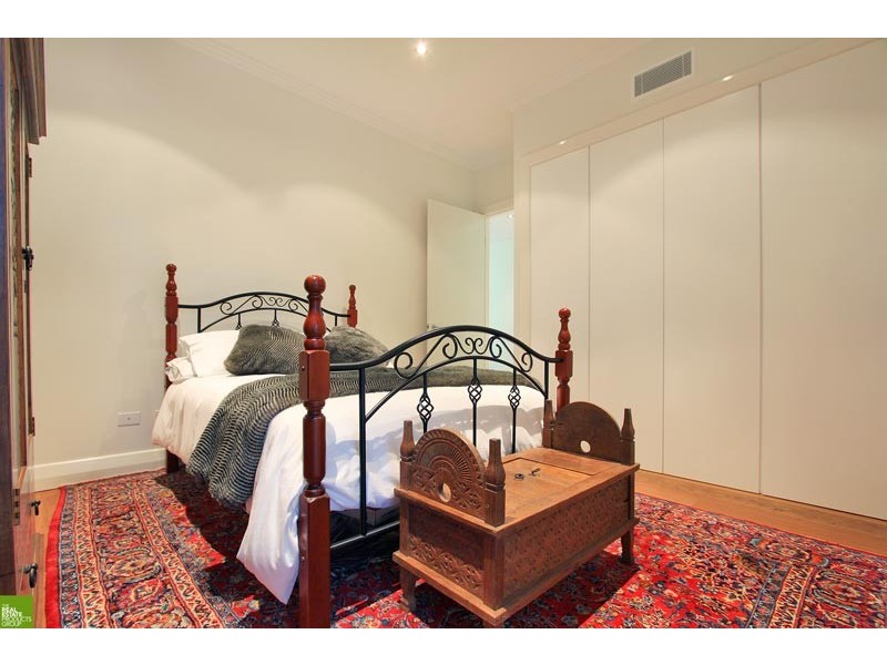 1/24 Cliff Road, Wollongong North NSW 2500