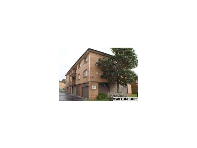 10/6 Mackie Street, Coniston NSW 2500