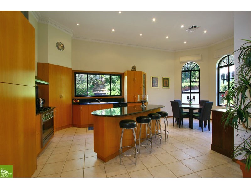 15 Barwon Place, Albion Park NSW 2527