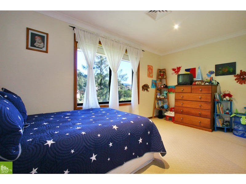 15 Barwon Place, Albion Park NSW 2527