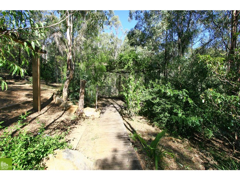 15 Barwon Place, Albion Park NSW 2527