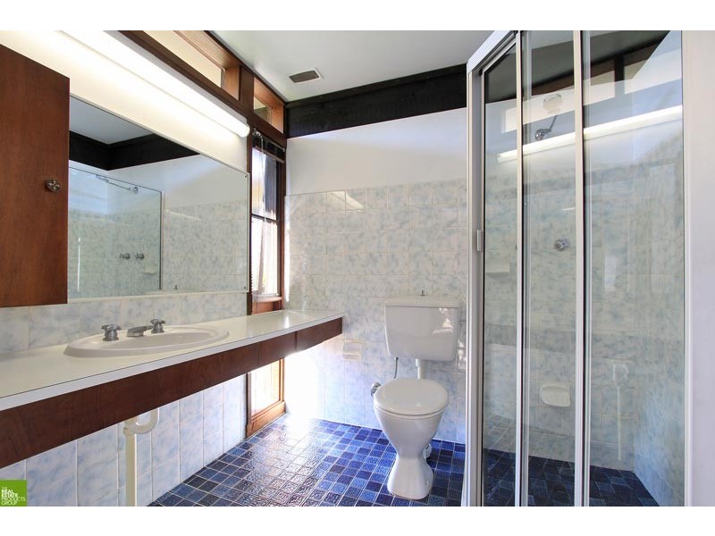 11 Kerrawah Avenue, Figtree NSW 2525