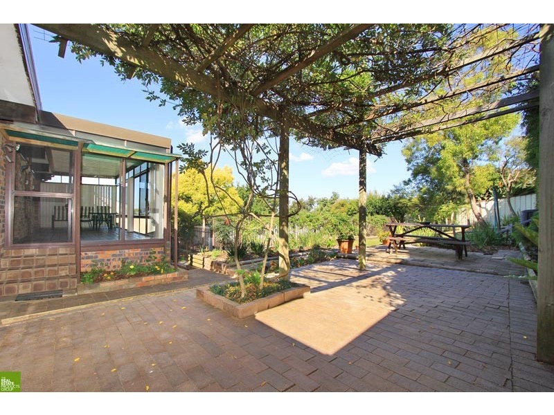 11 Kerrawah Avenue, Figtree NSW 2525