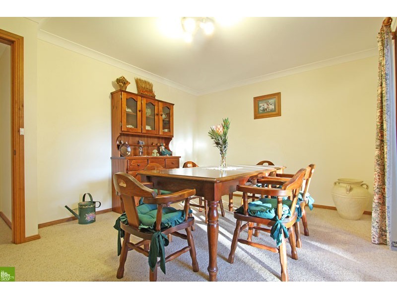 5 Clarence Court, Berkeley NSW 2506