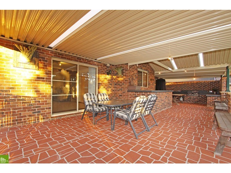 5 Clarence Court, Berkeley NSW 2506