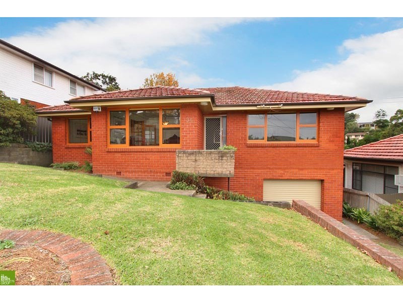 35 Yates Ave, Mount Keira NSW 2500