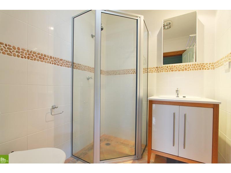 35 Yates Ave, Mount Keira NSW 2500