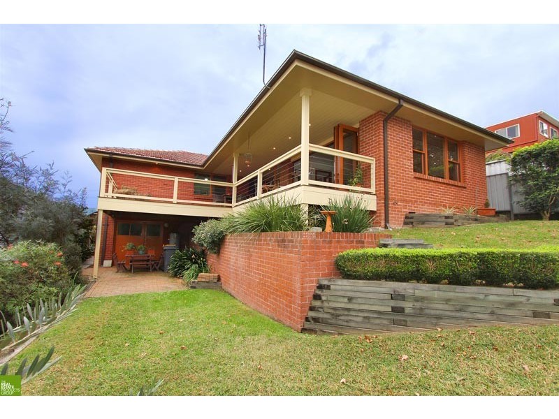 35 Yates Ave, Mount Keira NSW 2500