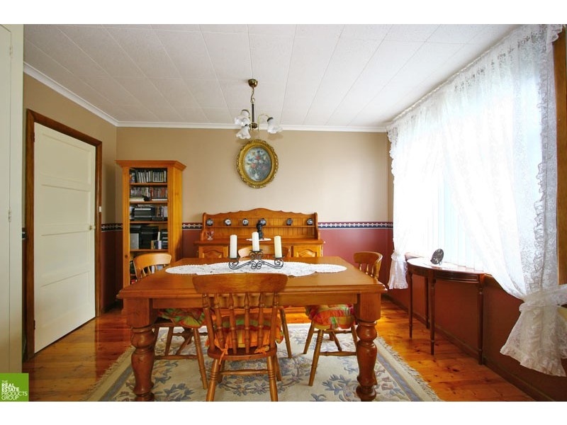 5 Duley Street, Dapto NSW 2530