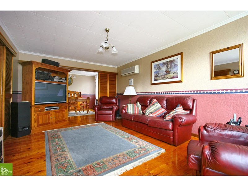 5 Duley Street, Dapto NSW 2530