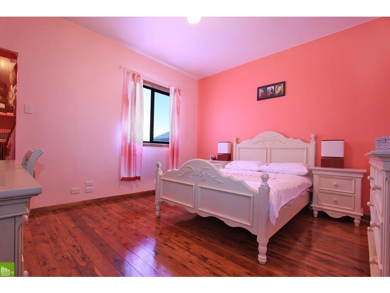 70 First Ave North, Warrawong NSW 2502