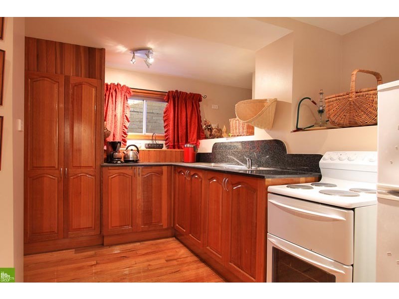 70 First Ave North, Warrawong NSW 2502