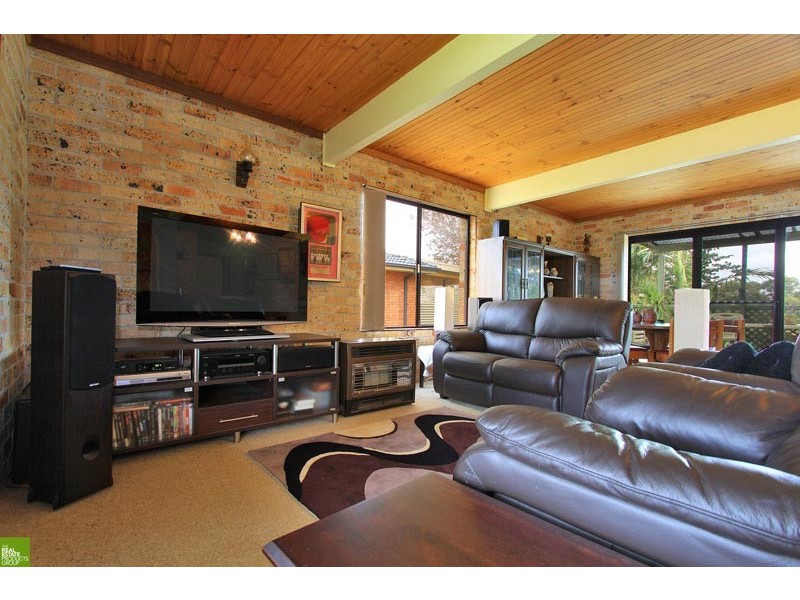 54 Walang Ave, Figtree NSW 2525