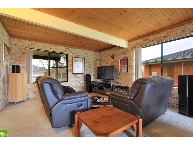 54 Walang Ave, Figtree NSW 2525
