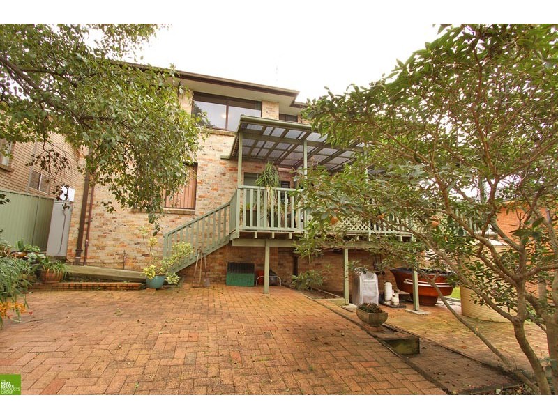 54 Walang Ave, Figtree NSW 2525