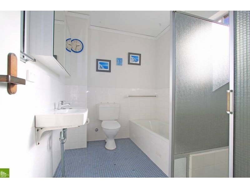 9/70 Cliff Road, Wollongong NSW 2500